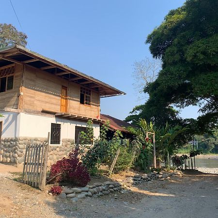 Appartamento Playa Tortuga Puerto Misahuallí Esterno foto
