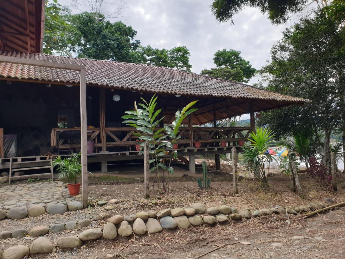 Appartamento Playa Tortuga Puerto Misahuallí Esterno foto